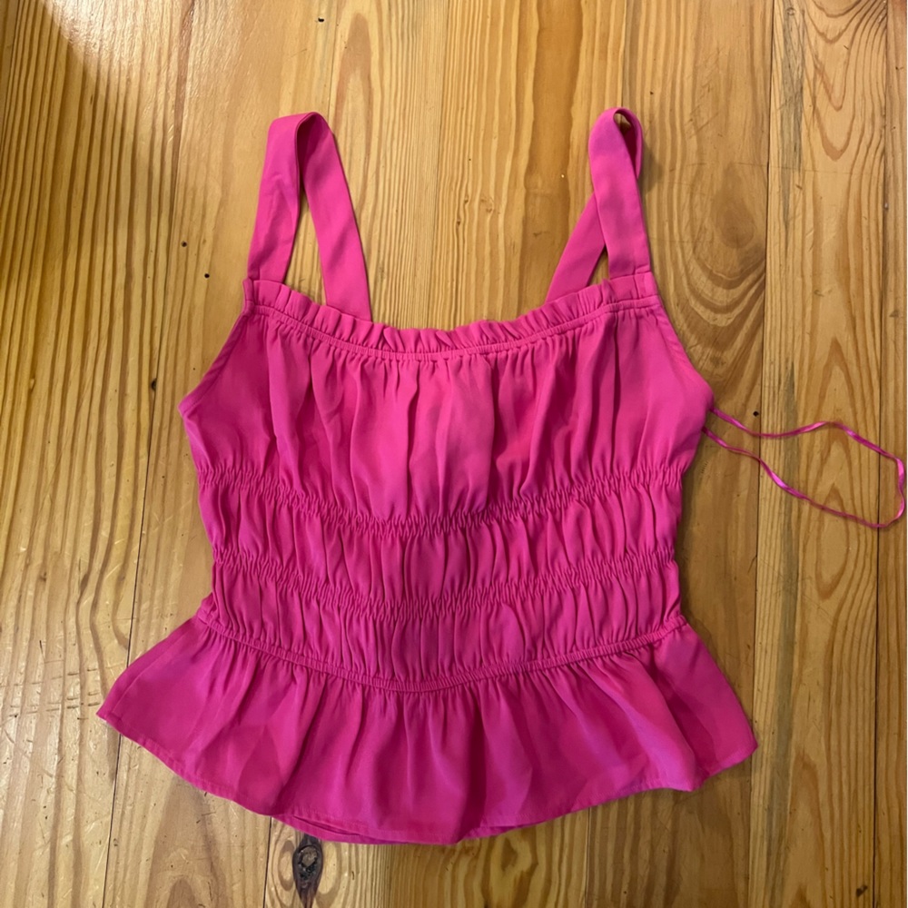 Pink summer backless tank top! Worn once and in great condition!